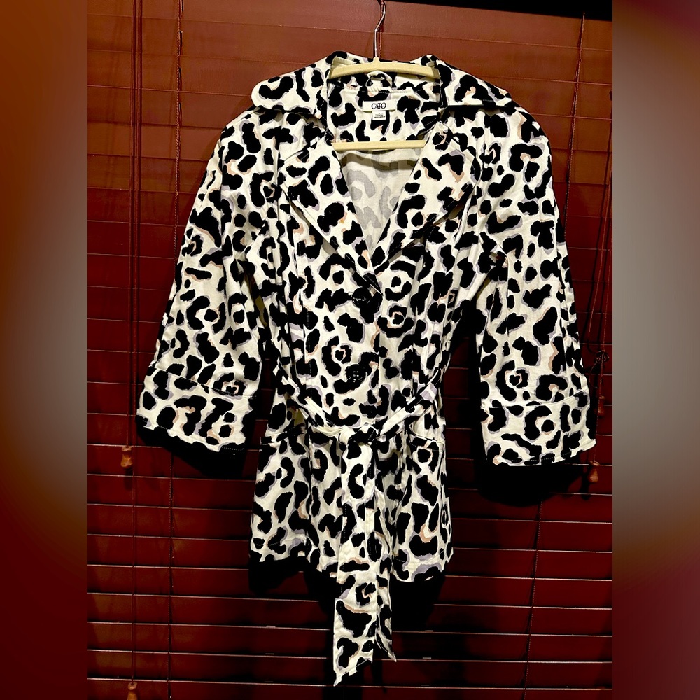 Womens lightweight jacket sz S